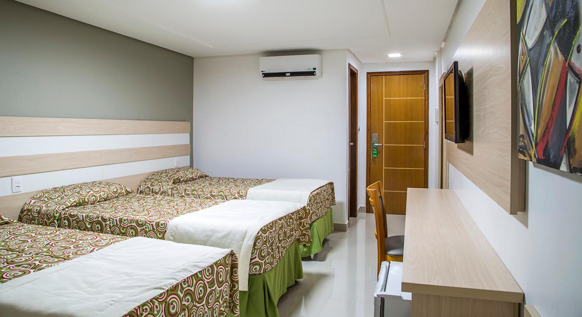 Laguna Hotel 4*